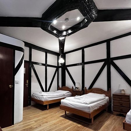 Dolphin Hotel Лондон Екстер'єр фото