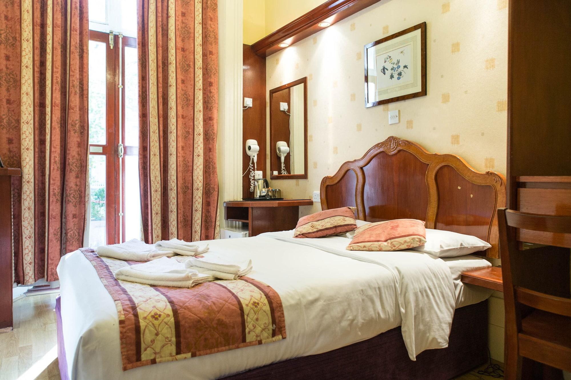 Dolphin Hotel Лондон Екстер'єр фото