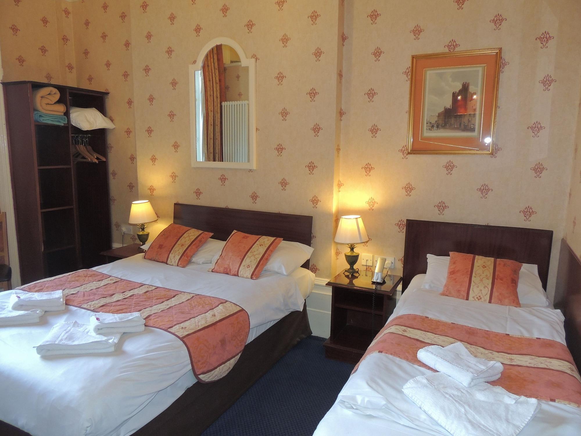 Dolphin Hotel Лондон Екстер'єр фото
