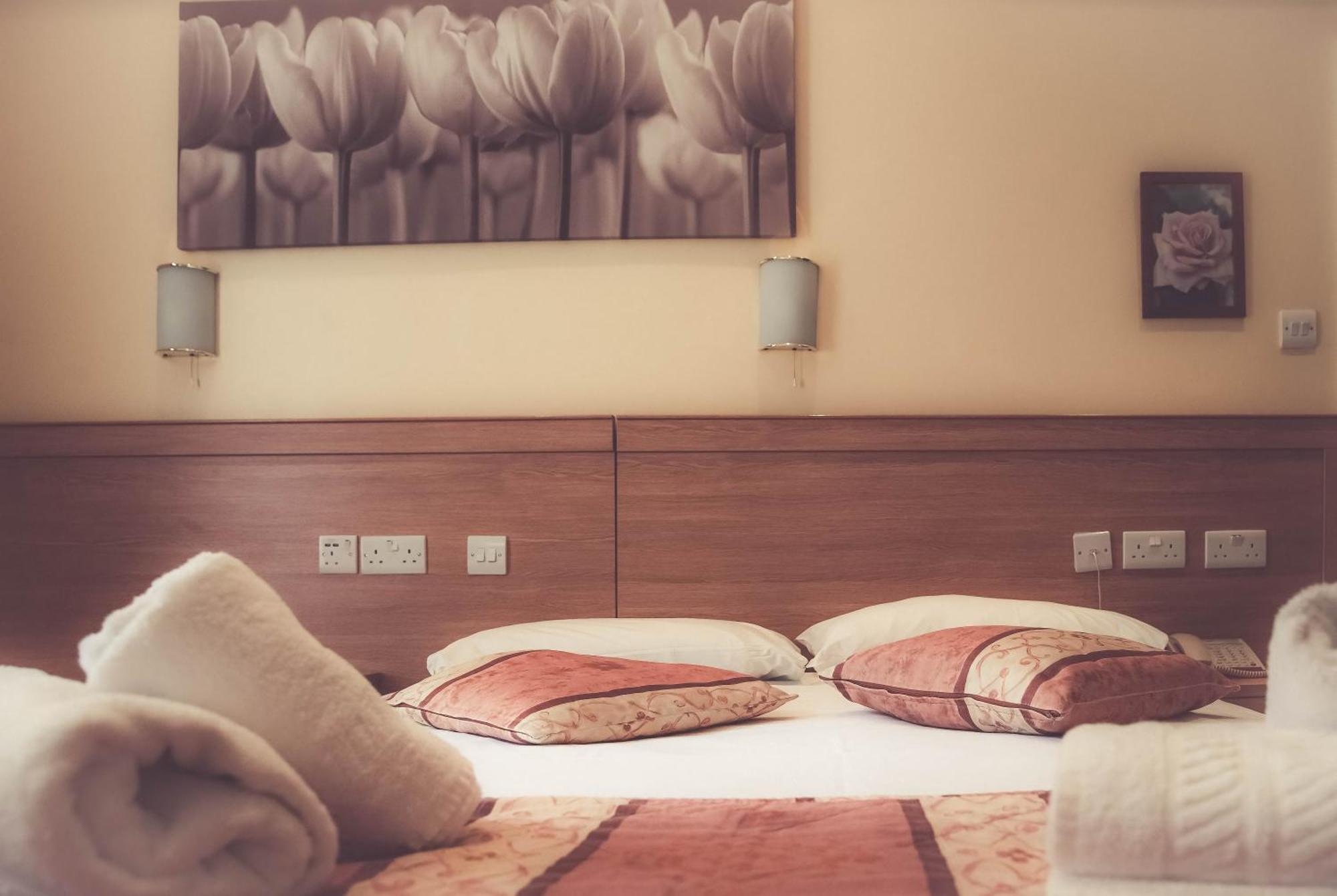 Dolphin Hotel Лондон Екстер'єр фото