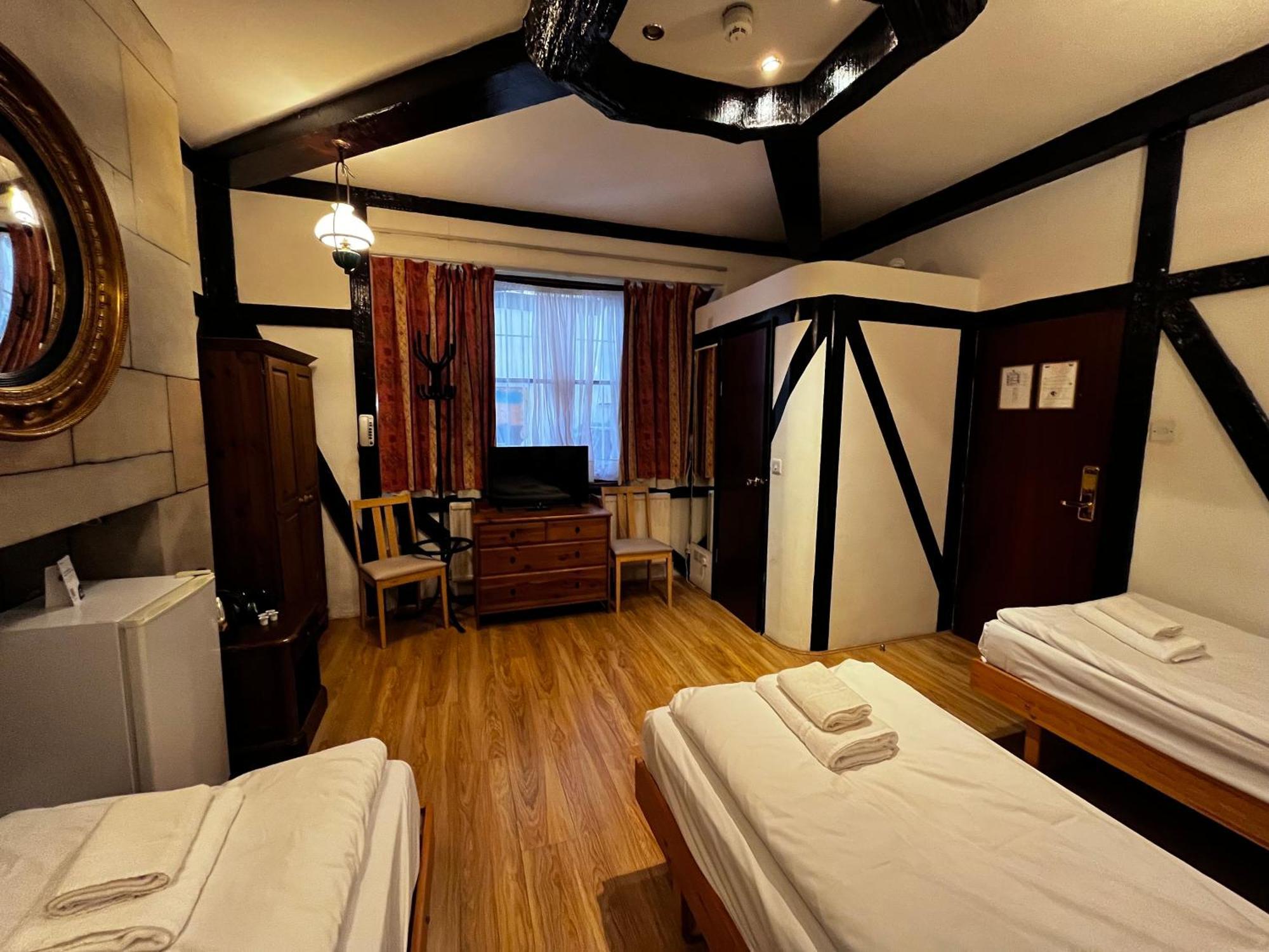 Dolphin Hotel Лондон Екстер'єр фото